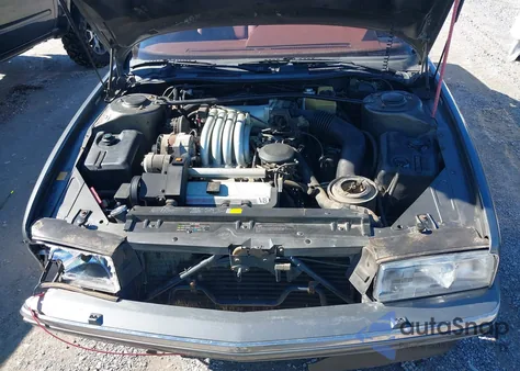 1988 Cadillac Allante z USA, uszkodzony, nr VIN 1G6VR3177JU100683